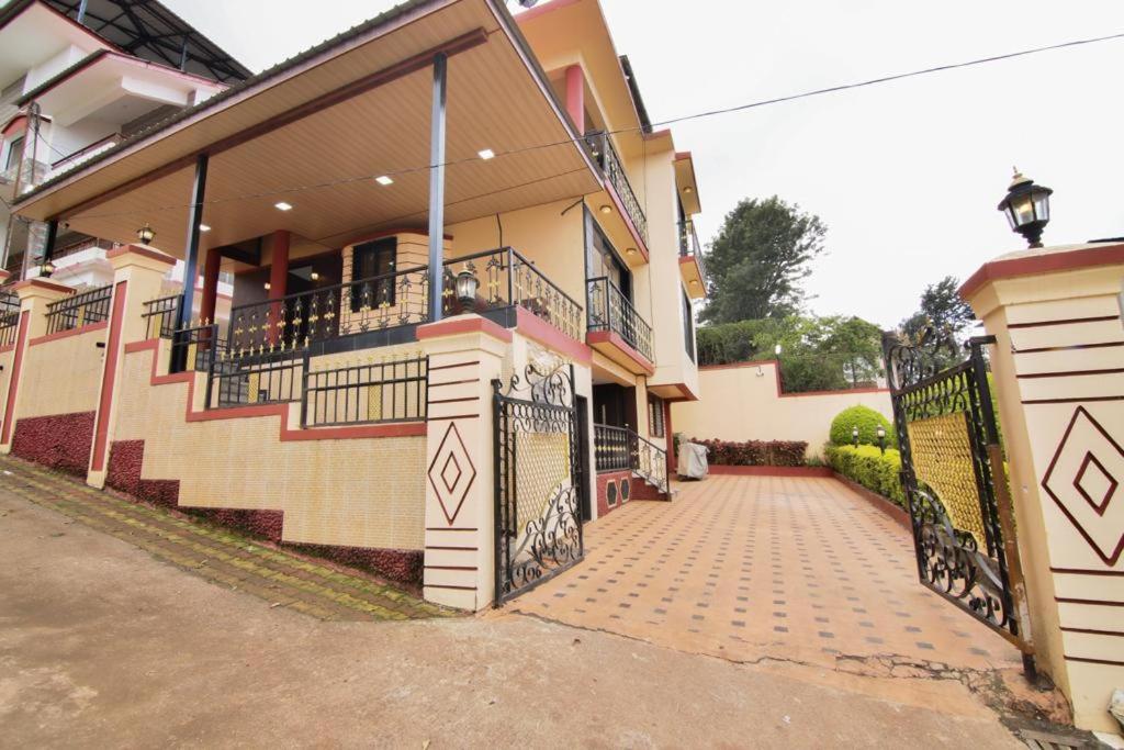 Titan Villa Panchgani Εξωτερικό φωτογραφία