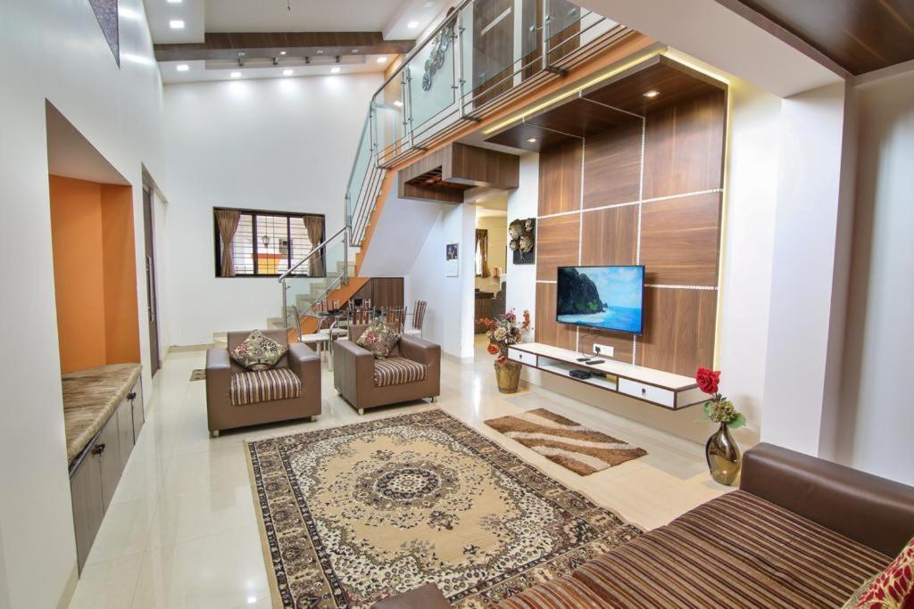 Titan Villa Panchgani Εξωτερικό φωτογραφία